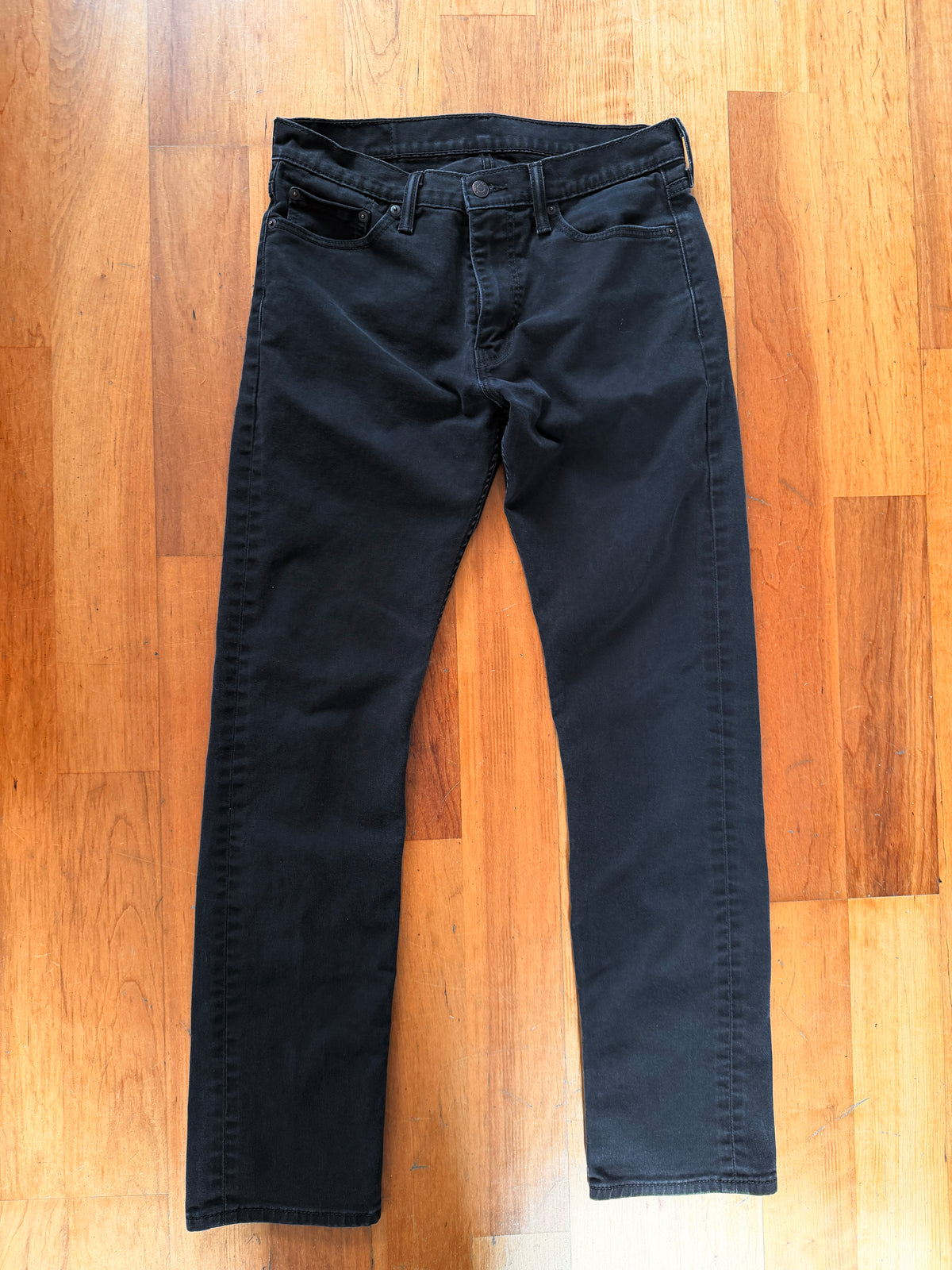 tk uchi. unwashed vintage Levi's — 32/34 Black