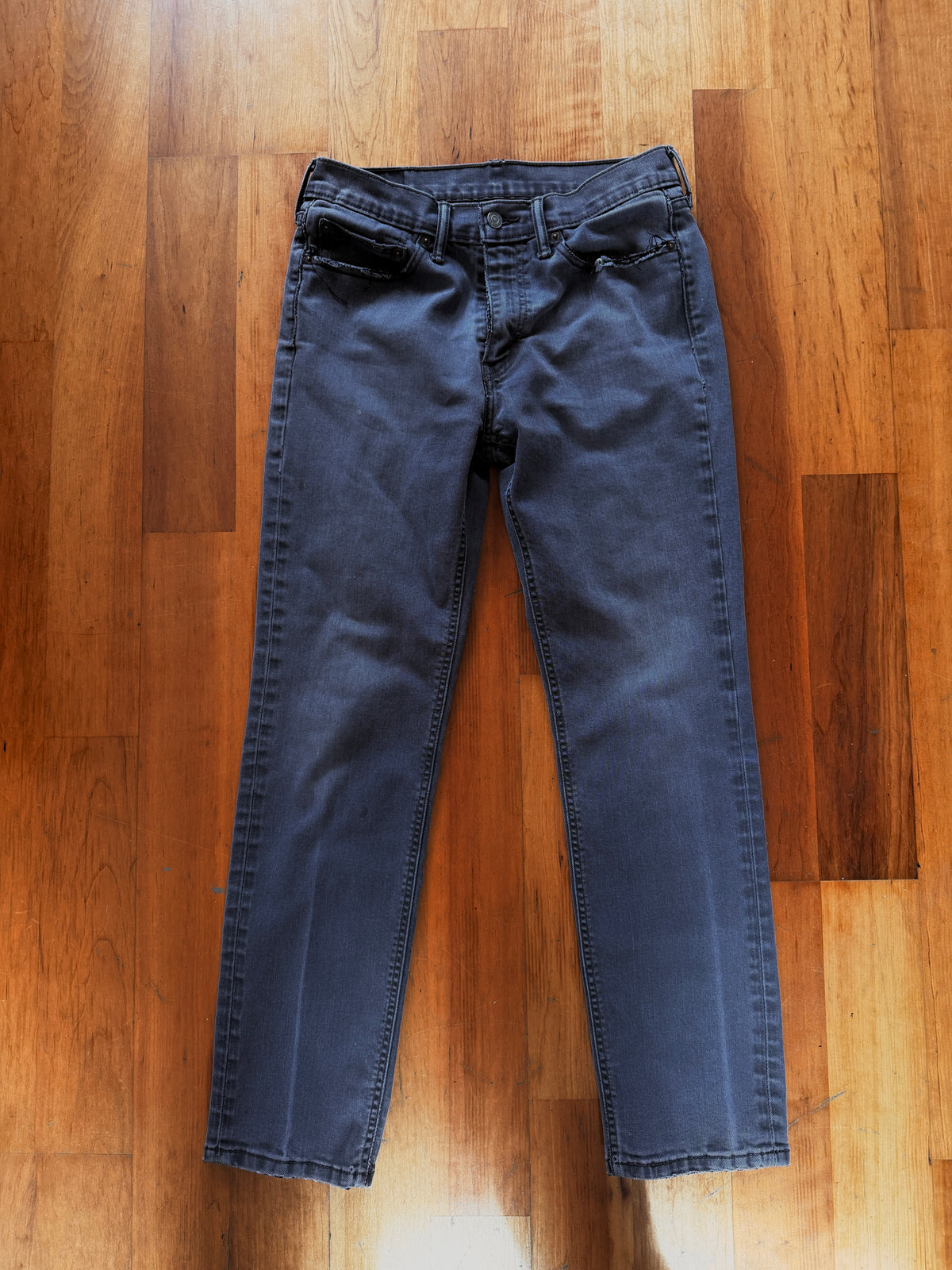 tk uchi. unwashed vintage Levi's — 31/32 Grey